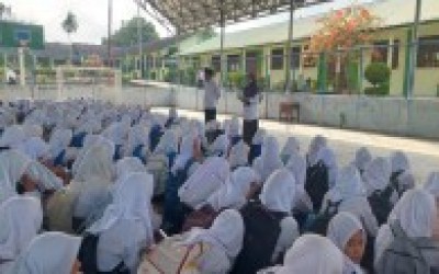 Pengarahan Siswa MTsN 1 Bangka Menjelang Pemilu Kabupaten Bangka